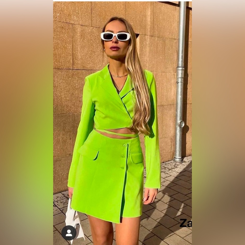 BNWT ZARA LIME GREEN MINI SKIRT SZ SMALL